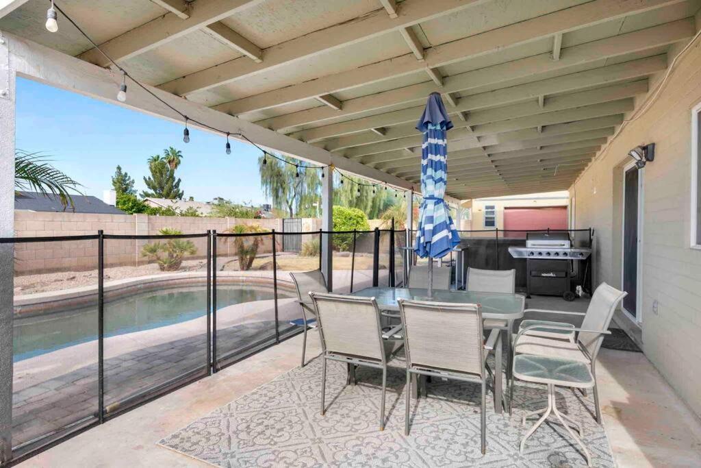 Spacious Cozy Home In Tempe Jacuzzi Pool King Bed! Exterior foto