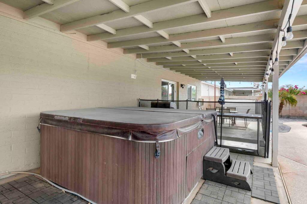 Spacious Cozy Home In Tempe Jacuzzi Pool King Bed! Exterior foto